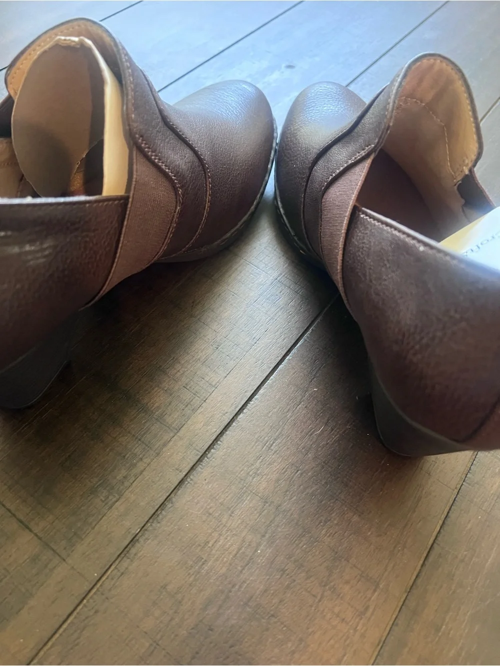 New Women’s Croft & Barrow Ortholite Brown Slip-On Leather Shoes